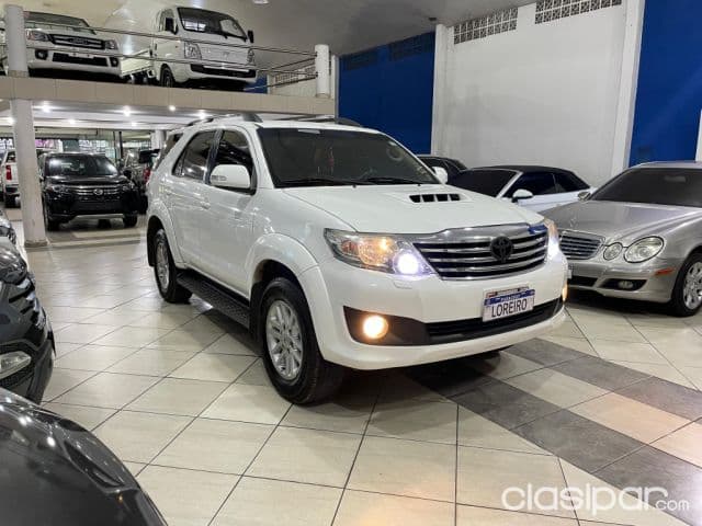 Toyota Fortuner 2015