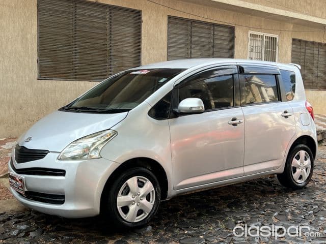 Toyota Ractis 2006