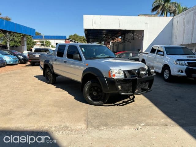 Nissan Ax 2011