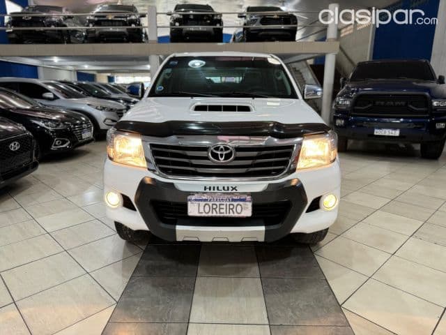 Toyota Hilux 2015