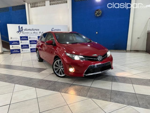 Toyota Auris 2012