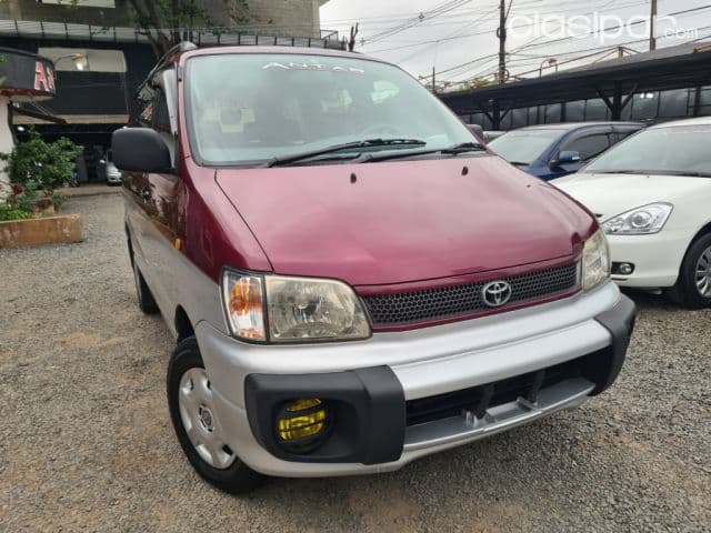 Toyota Noah 1996