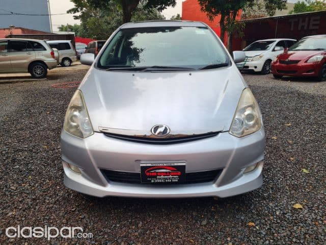 Toyota Wish 2005