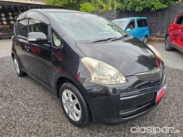 Toyota Ractis 2007