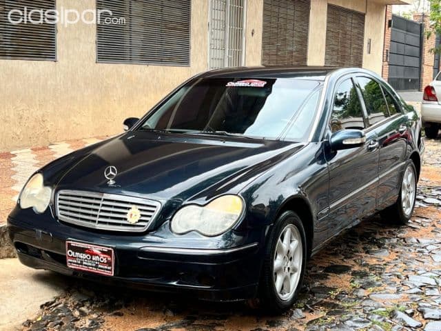 Mercedes-Benz W203 Año 2003