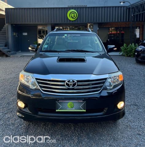 Toyota Fortuner 2013