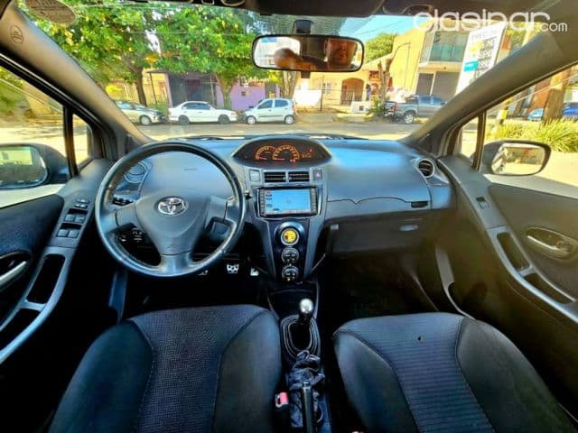 Toyota Vitz 2008