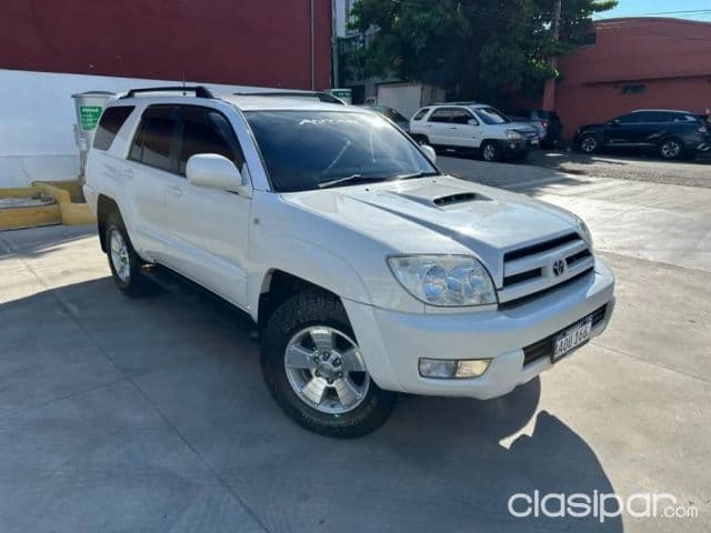 Toyota Hilux Surf 2005