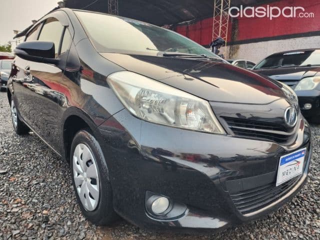 Toyota Vitz 2011