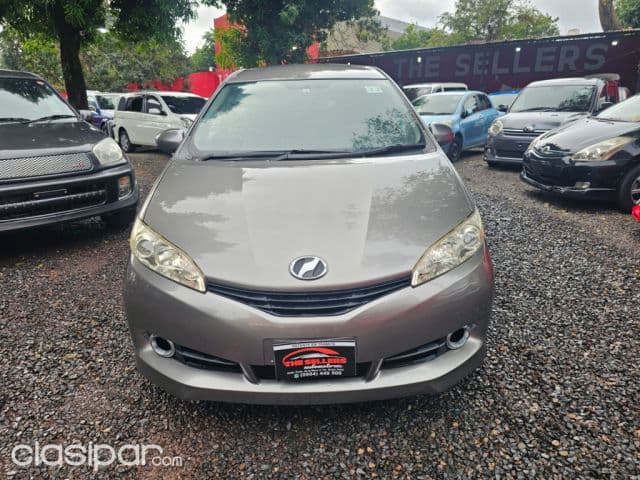 Toyota Wish 2010