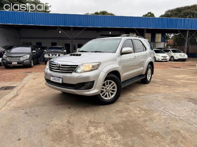 Toyota Fortuner 2014