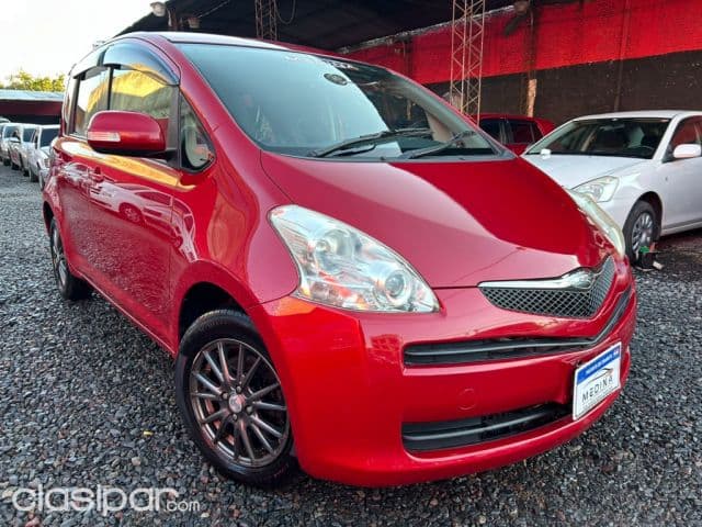 Toyota Ractis 2010