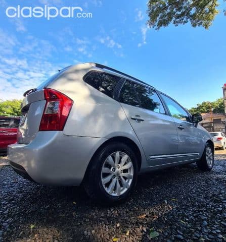 Kia Carens 2011