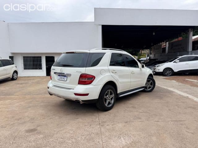 Mercedes-Benz 500 2011