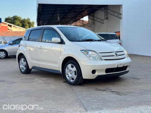 Toyota Ist 2003