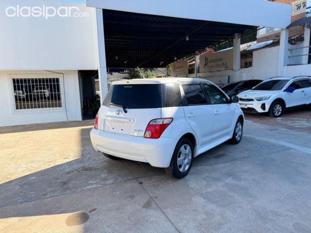 Toyota Ist 2006