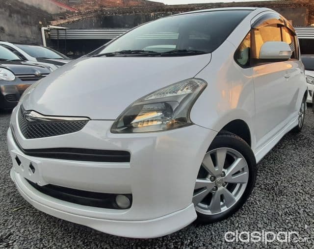 Toyota Ractis 2006