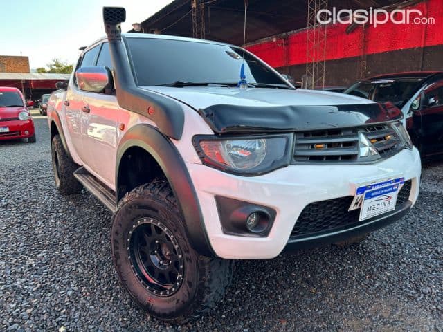 Mitsubishi Triton 2015