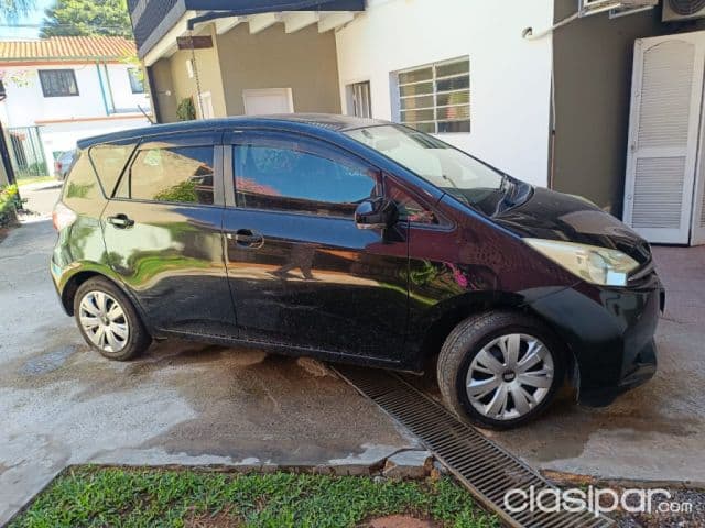 Toyota New Ractis 2011