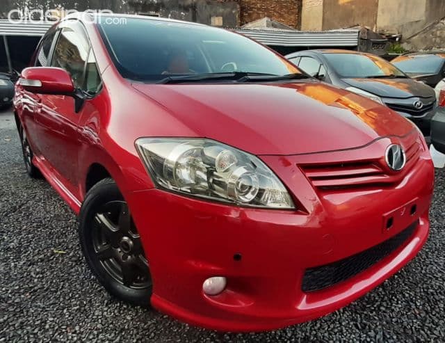 Toyota Auris 2011