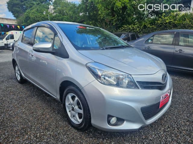Toyota Vitz 2012