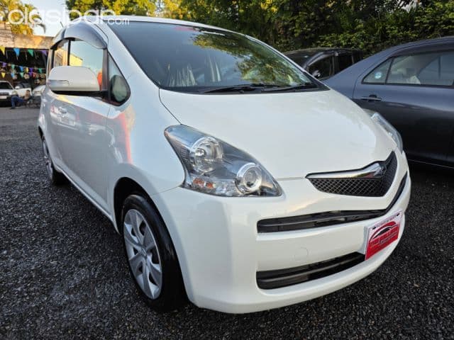 Toyota Ractis 2008