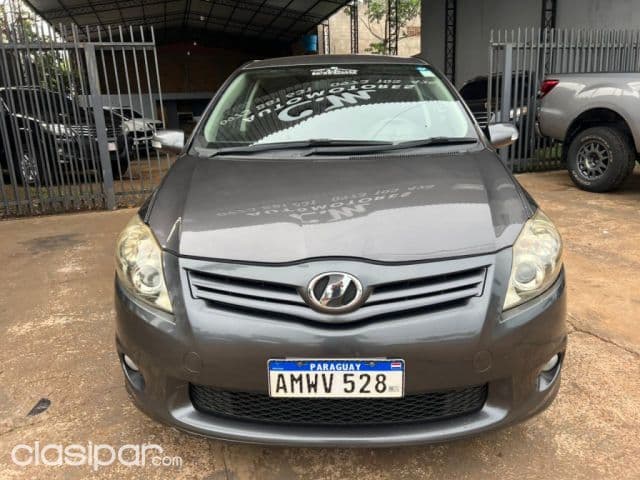 Toyota Auris 2011