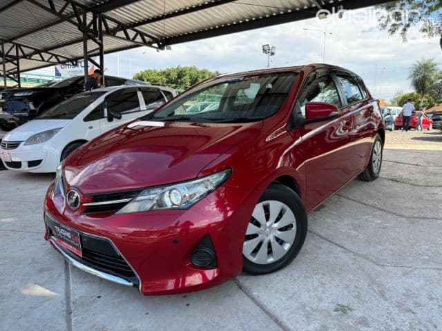 Toyota New Auris 2013