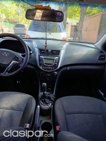 Hyundai Accent 2012