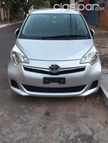 Toyota Ractis 2011