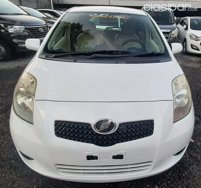 Toyota Vitz 2006