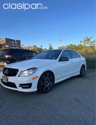 Mercedes-Benz C300 2013