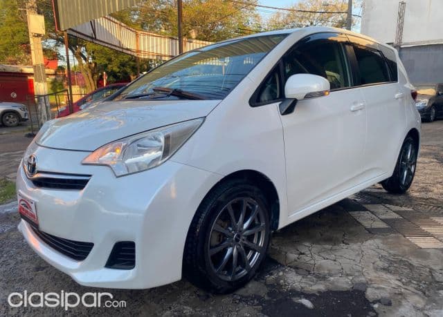 Toyota New Ractis 2011