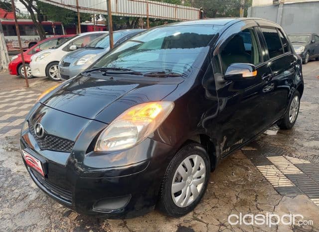 Toyota Vitz 2010