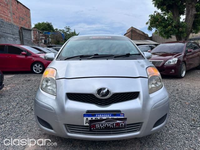 Toyota Vitz 2010