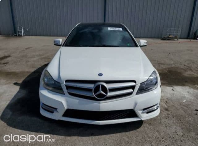 Mercedes-Benz C250 2015