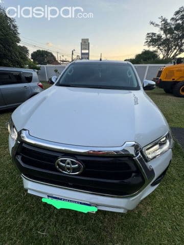 Toyota Hilux 2024