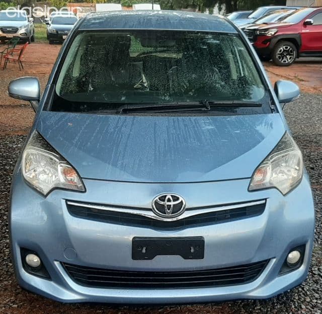 Toyota New Ractis 2011