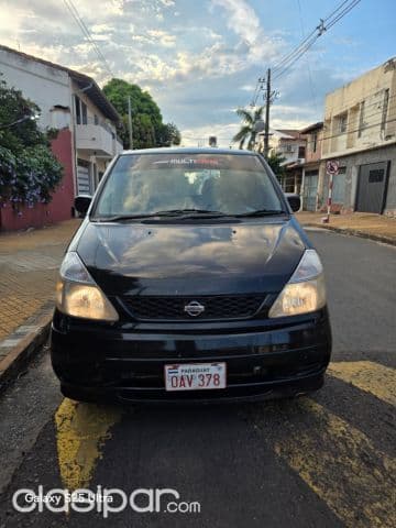 Nissan New Serena 2001