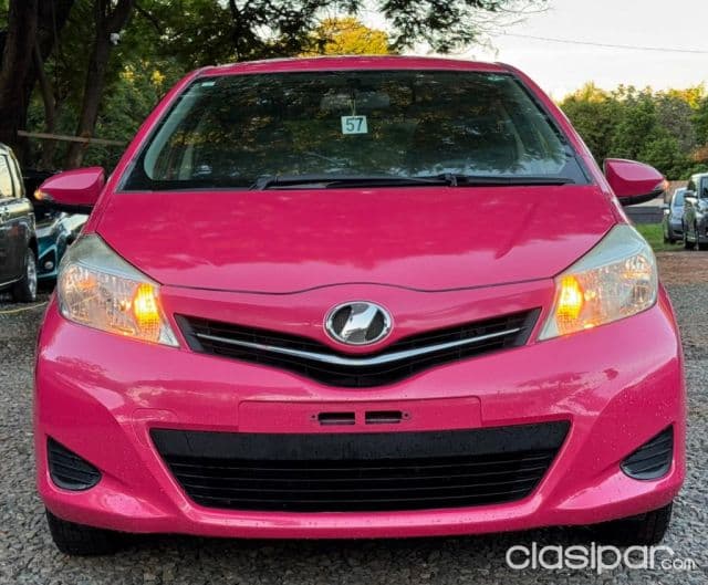 Toyota Vitz 2012