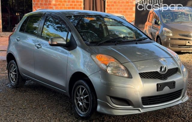 Toyota Vitz 2011