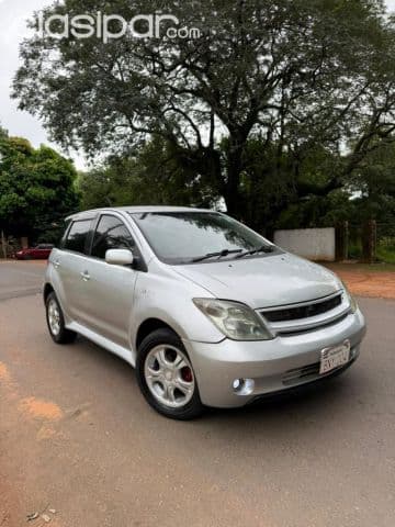 Toyota Ist 2003