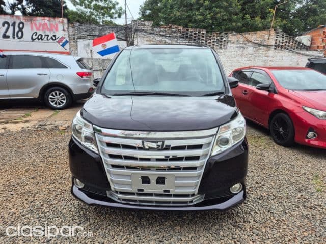 Toyota Noah 2014