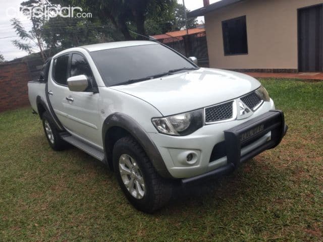 Mitsubishi L 200 2013