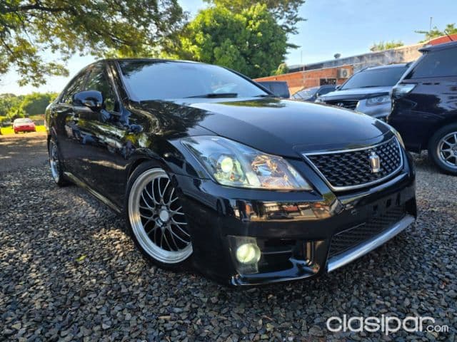 Toyota Crown 2012