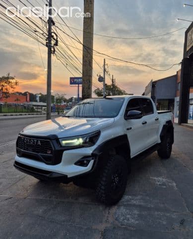Toyota Hilux 2023