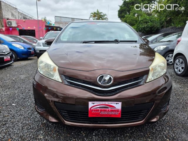 Toyota Vitz 2012