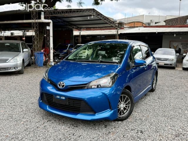 Toyota Vitz 2015
