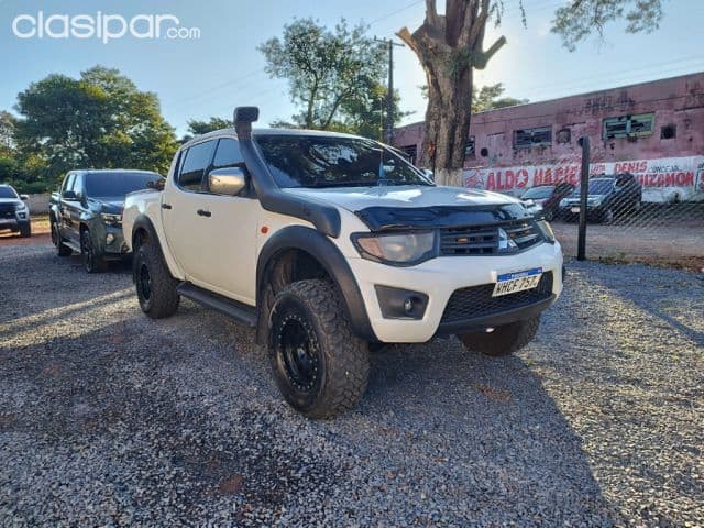 Mitsubishi Triton 2015