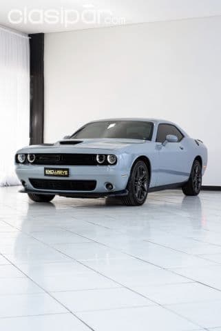 Dodge Challenger V6 2021
